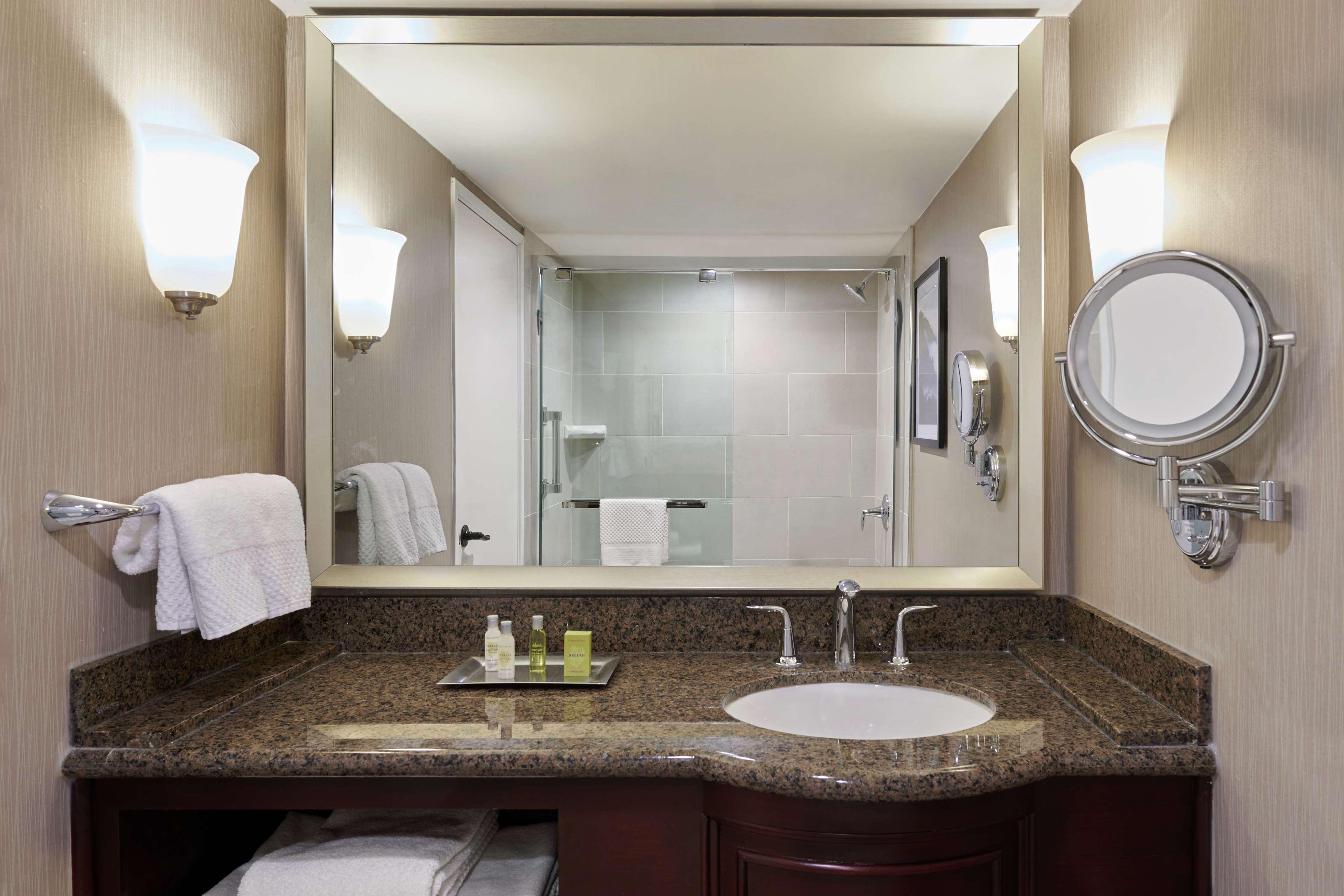 Doubletree By Hilton Hotel Salt Lake City Airport Ngoại thất bức ảnh